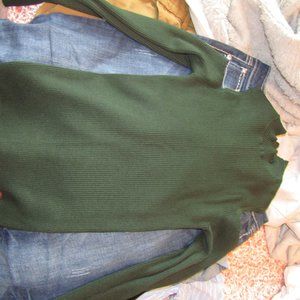 Shoulderless forest green women's sweater top by Ambiance, XS